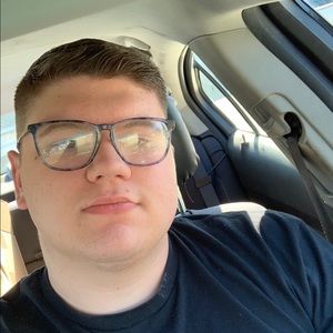 Meet your Posher, Drew